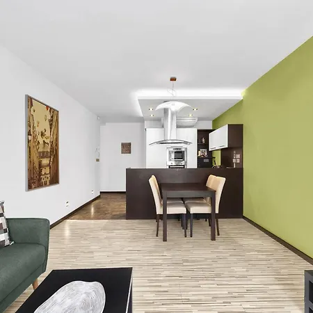 Fresh Lime In Center 브라티슬라바